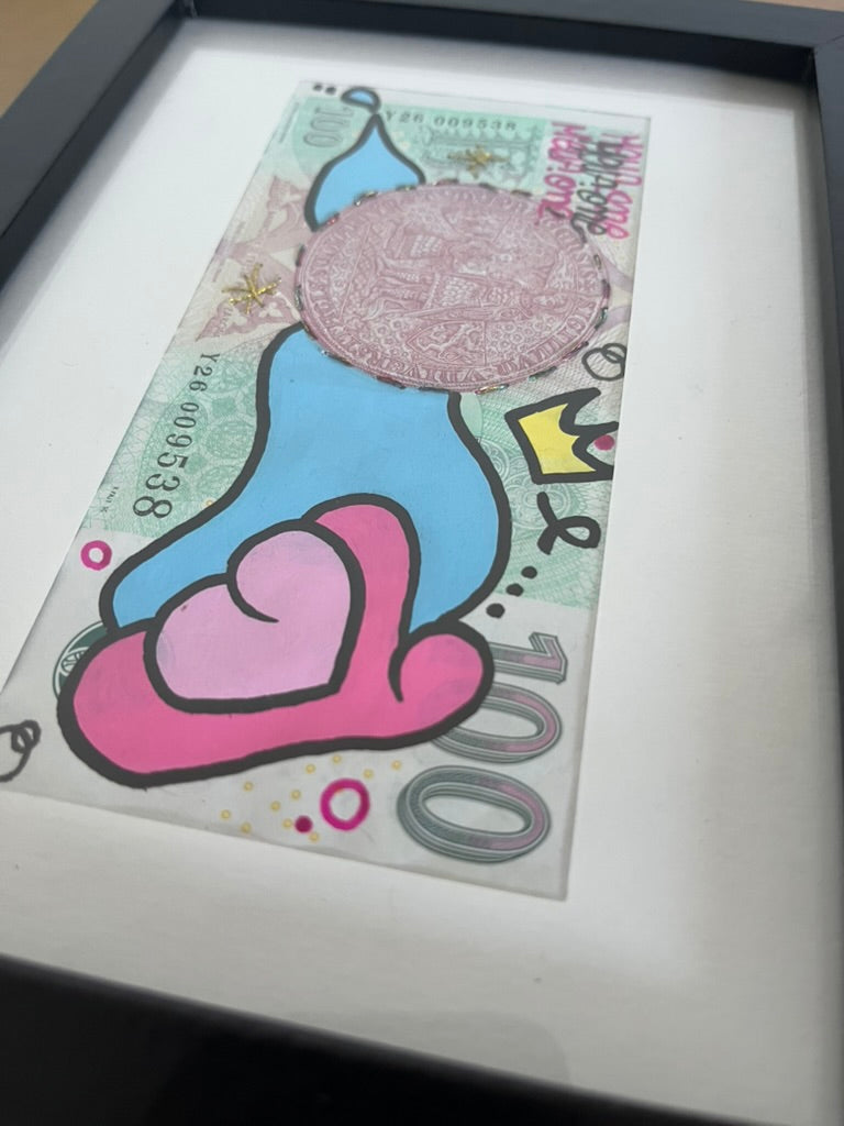 "Crown Clit" – Entre Monnaie et Manifeste